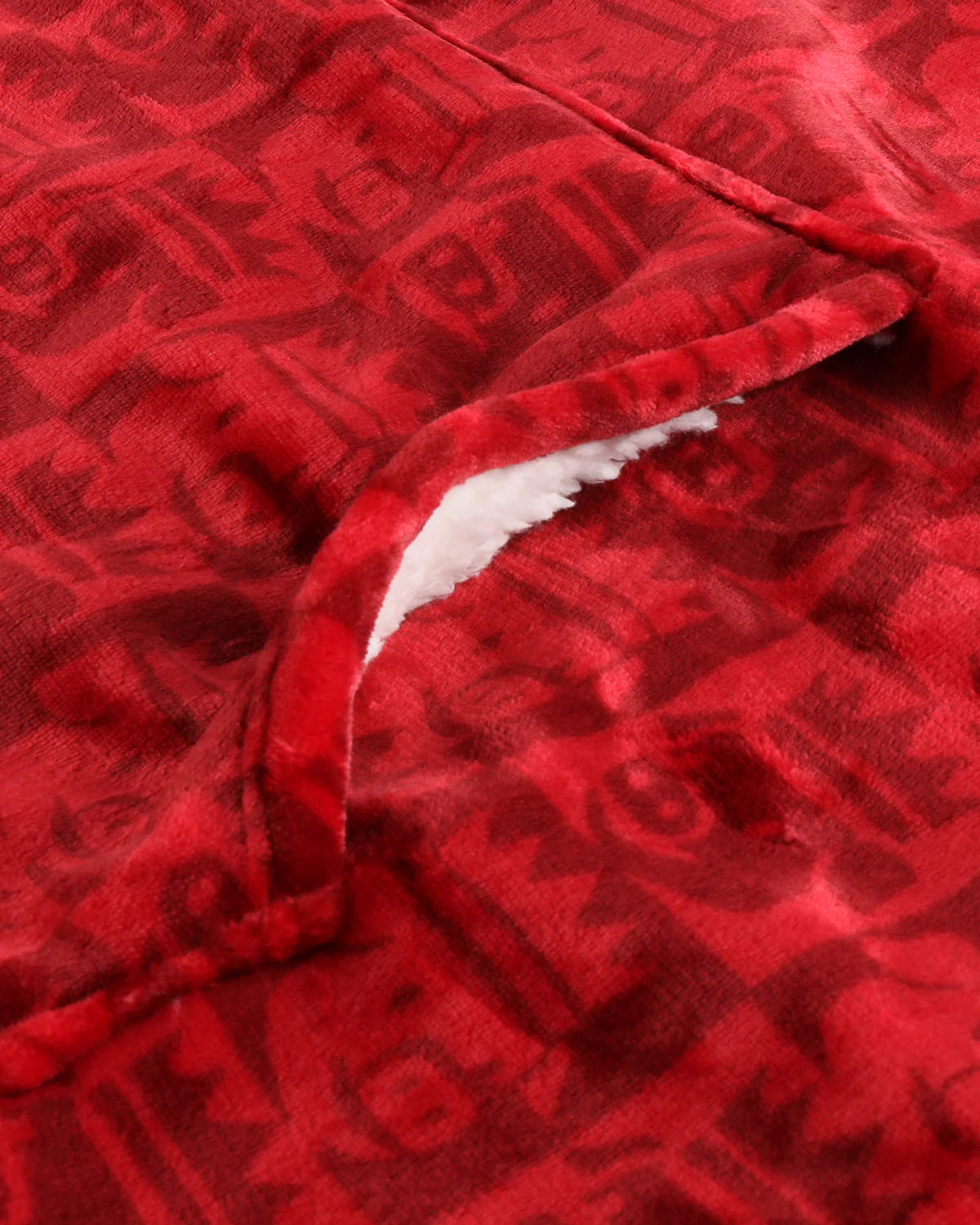 The King Sherpa Lined Blanket Hoodie (Red) 4 The King Sherpa Lined Blanket Hoodie (Red)